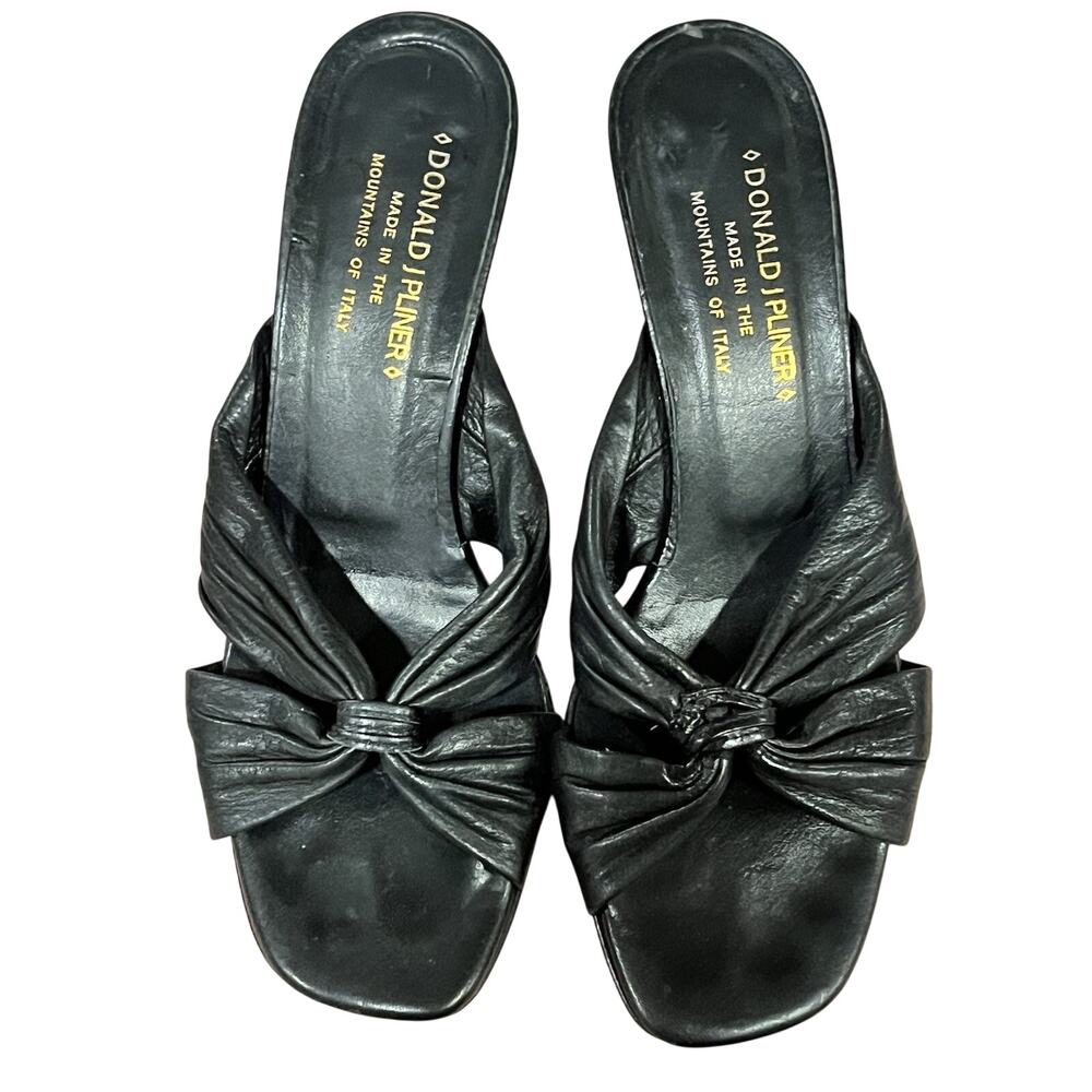 Women’s Italy Donald J Pliner soft black leather Kitten heels shoe size 7.5N - Picture 8 of 10
